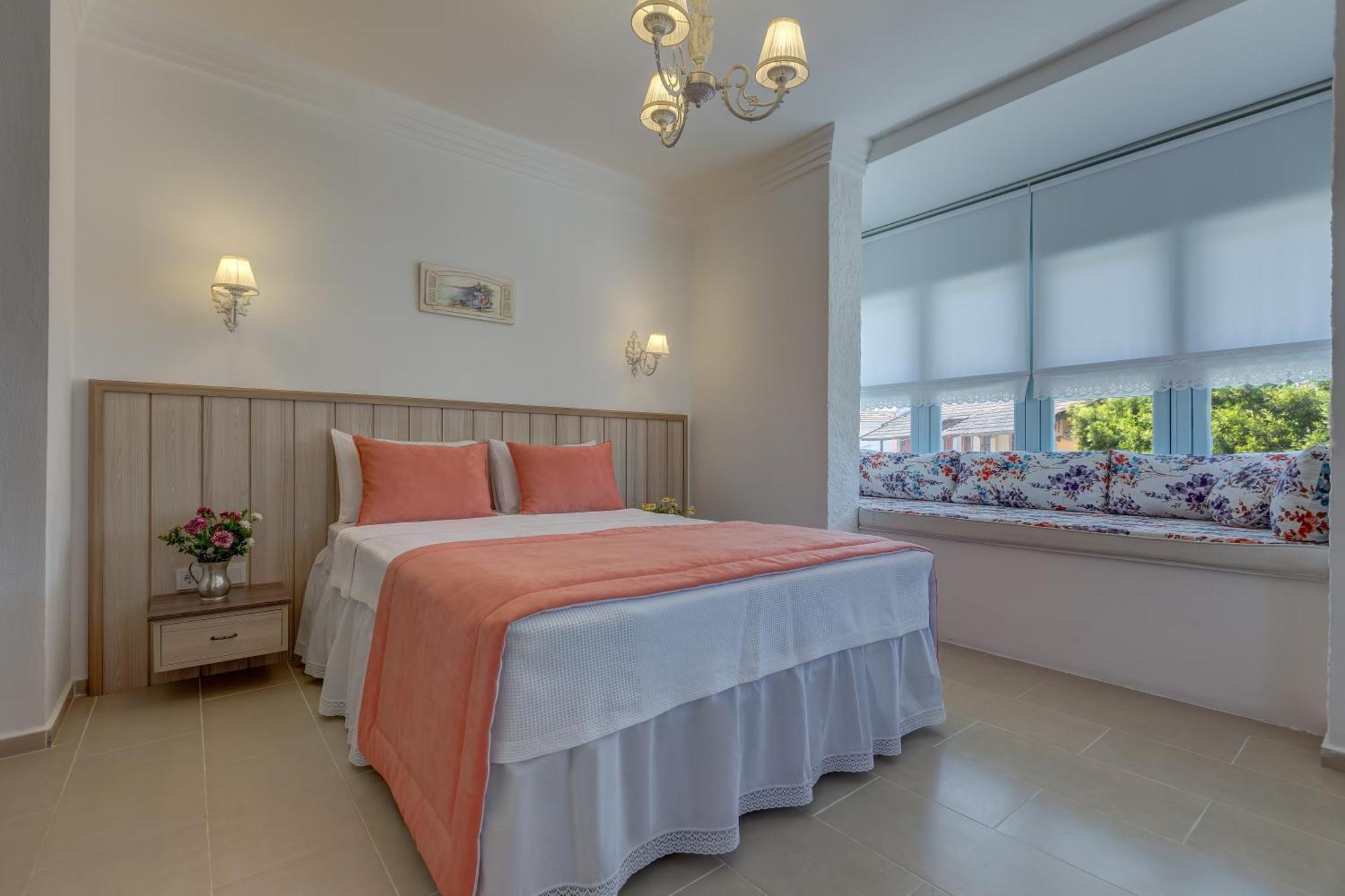 Bellapietra Hotel Alacati Room photo