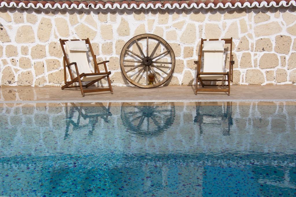 Bellapietra Hotel Alacati Exterior photo