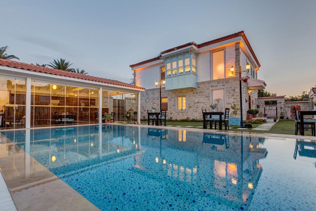 Bellapietra Hotel Alacati Exterior photo