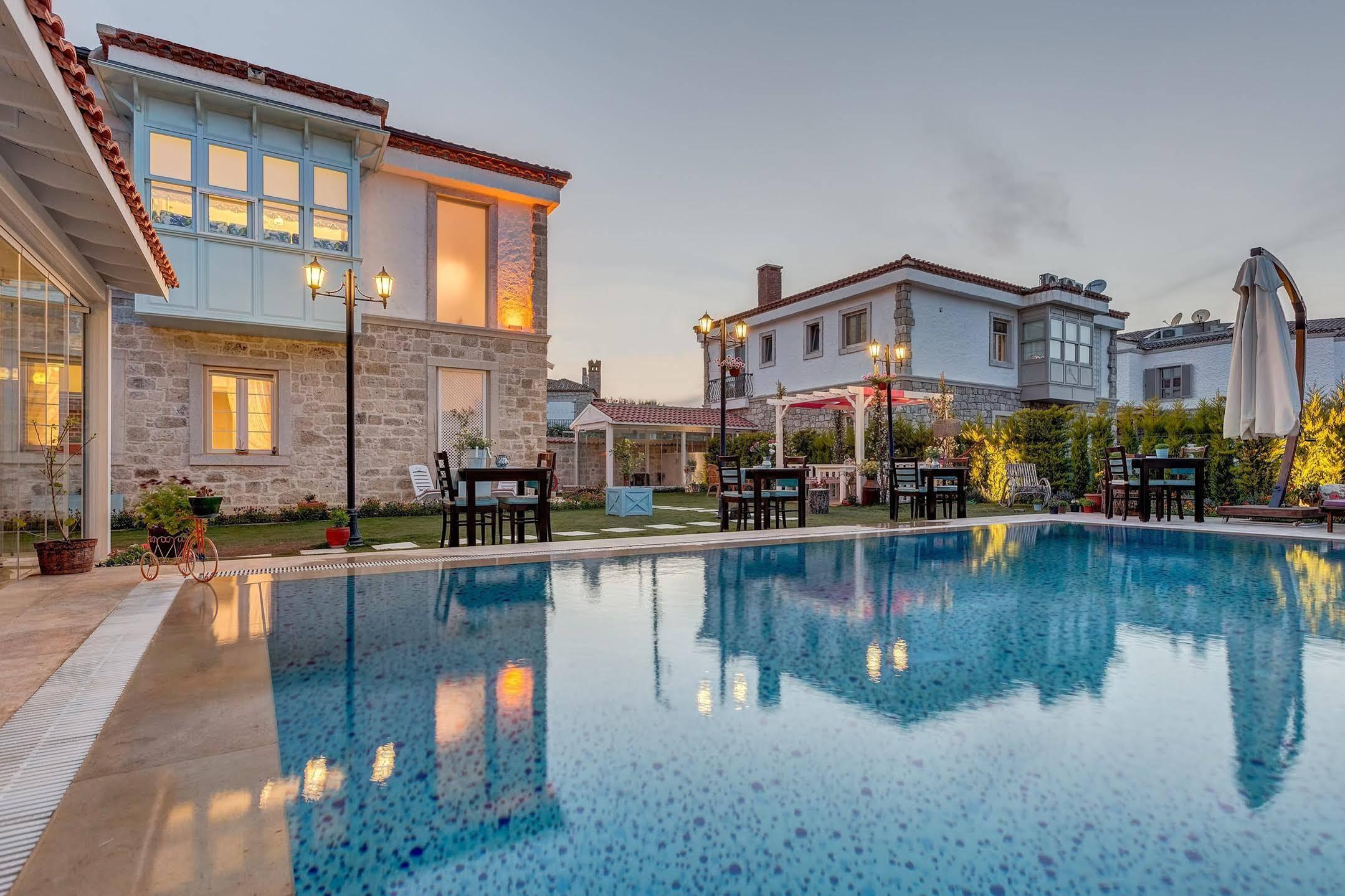 Bellapietra Hotel Alacati Exterior photo